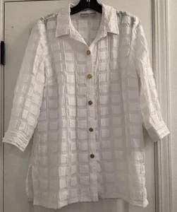 Chico’s Travelers Collection Clipped Textured Squares Size 1 US Size 8/10 Blouse - Picture 1 of 10