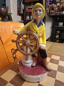 Vintage 1973 Gloucester Fisherman Leisuramics Glazed Chalkware Figure 30cm 1.1kg - Picture 1 of 12