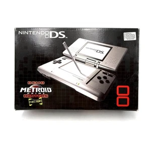 Console Nintendo DS Tank Silver Metroid Prime Hunters First Hunt Demo Pack RARE - Picture 1 of 12