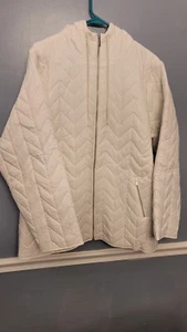 livi active 18/20 New White Quilted Hooded Puffer Jacket Full Zipper $140 - Picture 1 of 7