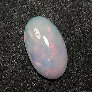 1.80Cts_Eye-catching Multi-Color Oval 100% Natural White Opal Gemstone M241 - Picture 1 of 4