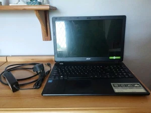 Acer Aspire ES1-531 Laptop - 15,6", Windows 10, Intel N3050, 4GB RAM, 500GB HDD - Bild 1 von 12