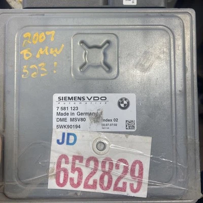 2008 BMW E82 128I - Módulo de controle do motor (ECU) - 08-11 OEM 7581123  - Imagem 1 de 3