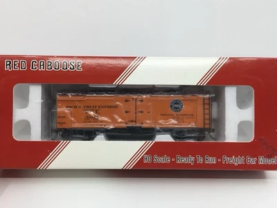 HO Red Caboose Pacific Fruit Express R-30-12-9 Refrigerator Car Reefer PFE 92266 - Image 1 of 4