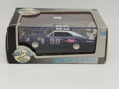 Universal Hobbies Eagle's Race 1: 43 蓝色 1970 道奇充电器 Daytona 赛车 — 第 1/4 张图片