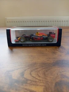 SPARK S5019 Red Bull Racing TAG Heuer RB12 vincitore GP di Spagna 2016 Max Verstappen - Foto 1 di 9