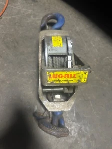 lug all lineman series hoist - Picture 1 of 3