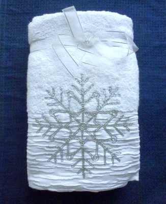 GLITZ + GLIMMER 2pc Silver Snowflake HAND TOWELS Holiday Decor Sparkle - Image 1 of 3