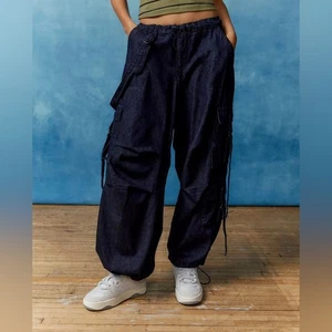 Urban Outfitters BDG Damen Träger Cargo Jeans Baggy Fit Dark Wash Größe Large - Bild 1 von 12