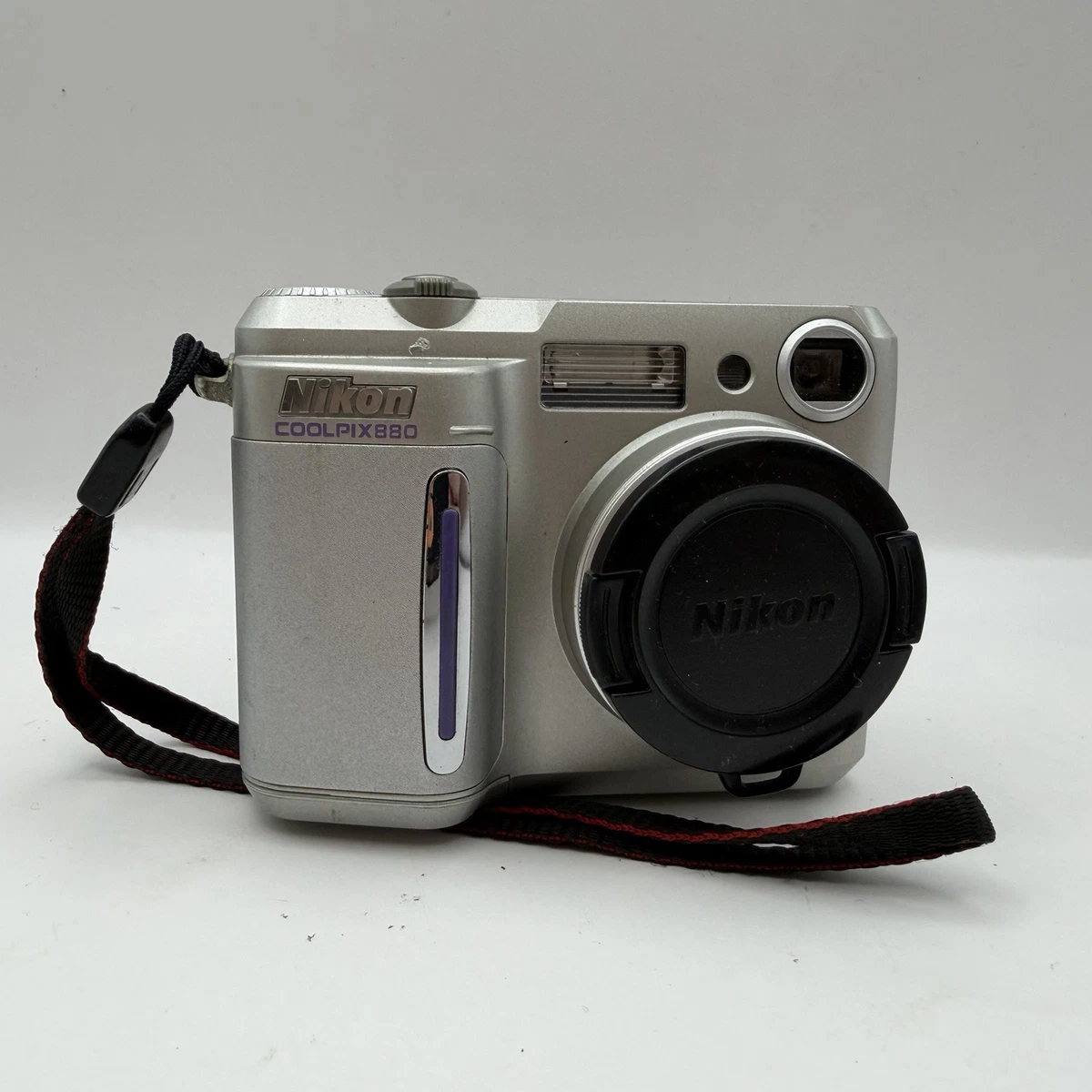 Nikon COOLPIX 880×2/885/3100/3700 5台 Nikon COOLPIX 880×2/885/3100/3700 5台 Nikon Coolpix 880 Review