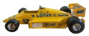 Burago 1:24 Scale F1 Lotus Honda Turbo 6107 Diecast Yellow 1986 Season - Imagen 1 de 10