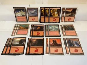 Lot of  25 MTG Magic the Gathering Red/Mountain Basic Land - Picture 1 of 6