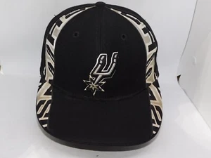 REEBOK NBA San Antonio Spurs Black Silver Mens Hat Cap FITTED 7 1/2 - Picture 1 of 7