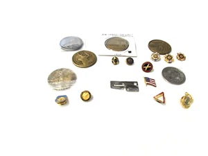 Group of 6 NRA & Other Challenge Coin Medallions & 12 Other Patriotic Hat Pins   - Picture 1 of 9