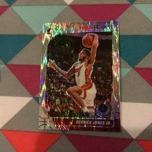 Derrick Jones Jr #101 Heat Flash Prizm Hybrid H2 2019/20 NBA Hoops Premium Stock - Picture 1 of 1