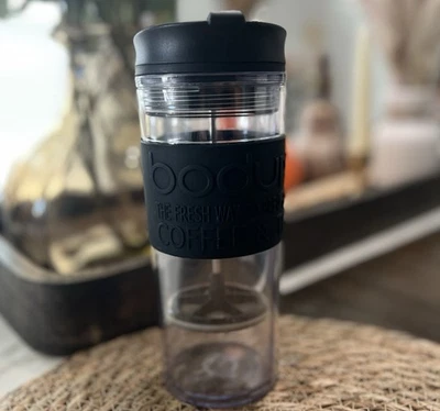 Prensa y vaso BODUM café y té acero inoxidable silicona gris tapa agarre e parte inferior Foto 1 de 4