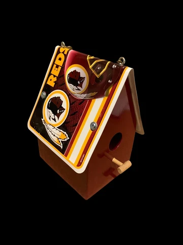 Washington Redskins NFL License Plate Wood Bird House 8” Cover