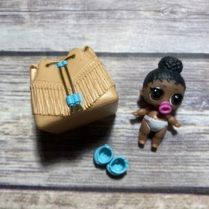 LOL Surprise Doll LIL FOXY BABY Lil Sis Sister FOXIE BABE Chic Bag & Sandals - Picture 1 of 3