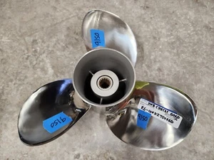 RE-CONDITIONED 15 1/2" X 15P HONDA STAINLESS PROPELLER, S 3X15 1/2X15R, P9150 - Picture 1 of 12