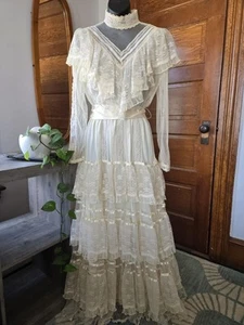 Vtg 1970s GUNNE SAX Romantic Renaissance Ivory Cream Lace Up Maxi Dress size 9 - Picture 1 of 5