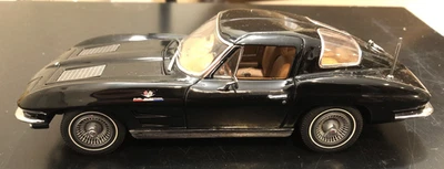 Danbury Mint 1963 Chevrolet Corvette Sting Ray Black Diecast Model Car - 1:24 - Image 1 of 4