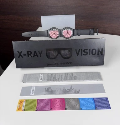 Reloj Doble Jeremy Scott X Swatch “X-Ray Vision” Modelo # GZ252S - Estuche 33mm Foto 1 de 4