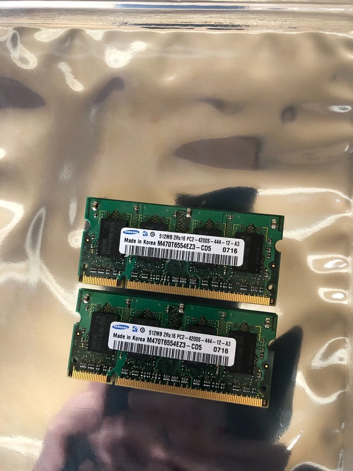 1GB (2x512MB) Samsung PC2-4200S SODIMM SO-DIMM RAM - Image 1 of 1