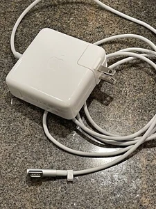 Genuine Apple OEM  ADP-60W MagSafe Power Adapter For A1184 A1330 A1344 - Picture 1 of 5