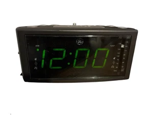 GE Model 7-4853C Radio Alarm Clock-Large Green Numbers Corded Tested - Picture 1 of 24