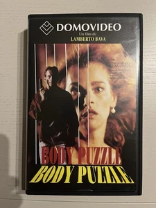 BODY PUZZLE (MISTERIA) DI LAMBERTO BAVA 1992 VHS HORROR DOMOVIDEO OTTIMA - Foto 1 di 5
