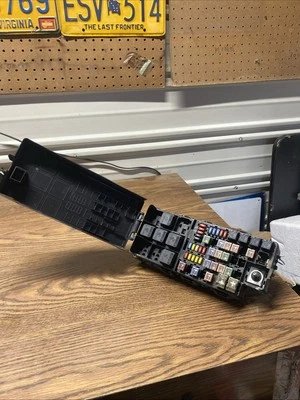 Ford Fusion Mercury Milan 2006 2007 2008 2009 caja de fusibles y cubierta de relé!!!!!! Foto 1 de 4