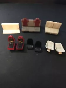Vintage Model Car Kit Junkyard 1:25 1:24 Seats S-10 - Picture 1 of 4