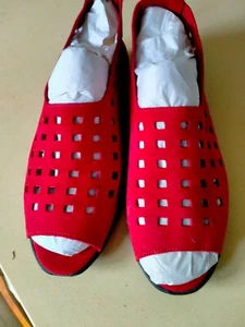 ARCHE "DRICK" RED ZIP BACK NUBUCK SHOES w. DUSTBAG- Sz 42B- AS NEW! RRP $330!! - Picture 1 of 7