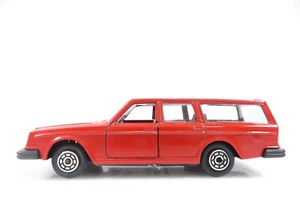 1:43 Norev Volvo 264 Break Jet Car rojo 7842 - Imagen 1 de 7