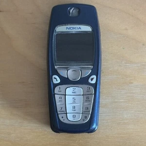 Nokia 3560 Blue and Silver - untested - Picture 1 of 7