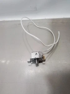 Frigidaire Refrigerator Thermostat PN: 5304445058 - Picture 1 of 6