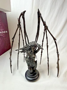 *RARE* Blizzard Employee EXCLUSIVE Gift 2011 - Queen of Blades Bust (Kerrigan) - Picture 1 of 10