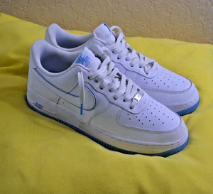 Nike Air Force 1 '07 Blanc Bleu Universitaire Taille 10 - Photo 1/16