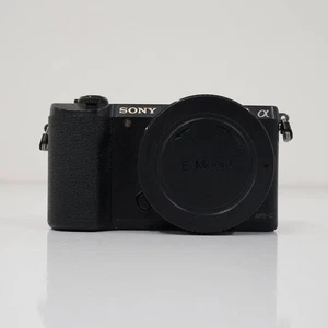 Sony Alpha a5100 Mirrorless Digital Camera Black Used from JAPAN Japanese Only - Picture 1 of 6