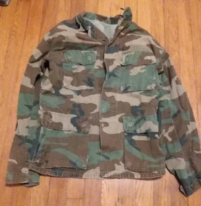 Army Woodland Camo Coat Weather Small/Short Army Authentic Good - Picture 1 of 1