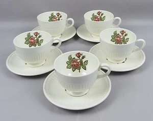 Wedgwood MOSS ROSE Tea Cups & Saucers x 5 Handpainted - Picture 1 of 10
