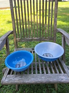 PYREX Set of 2 cobalt blue #323 1.5L and #325 2.5L Nesting Mixing Bowls - Picture 1 of 11