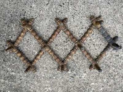 Expandable Wooden Accordion Peg Antique Wall Hanger Cottage Mug Coat Hat Rack - Image 1 of 4