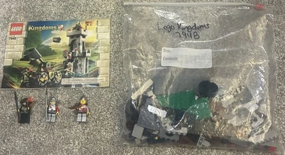 Lego Kingdoms Outpost Attack #7948 100% completo con todas las minifiguras y manual Foto 1 de 4