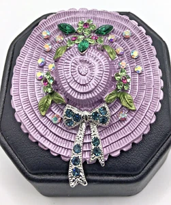 Rucinni New Old Stock Lavender Enamel & Crystal Hat Brooch / Pin - Silver Tone - Picture 1 of 8