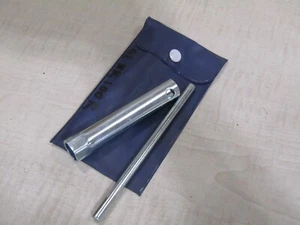 GENUINE OEM 2002 HONDA XR100R XR80R TOOL KIT & BAG MAY FIT OTHER YEARS & MODELS - Picture 1 of 3