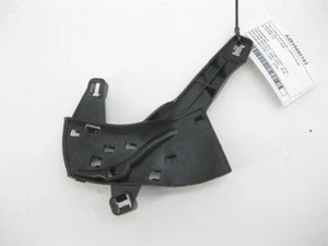 Mercedes-Benz  A2535460143 Plastic pipe holder for rear axle left GLC X253 EQ... - Bild 1 von 8