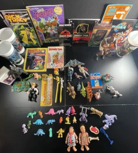 Lotto giocattoli vintage Scooby Doo Jurassic Park FlintStones Space Jam Looney Tunes Godz - Foto 1 di 20