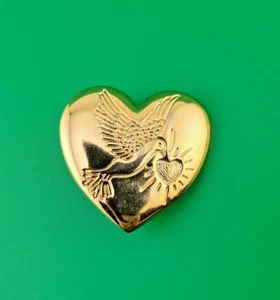 The Variety Club Heart With Peace Dove Vintage Gold Tone Brooch Scarf Pin - Picture 1 of 6