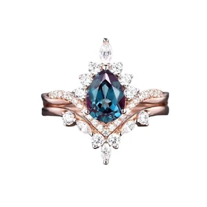 Vintage Pear Cut Alexandrite Ring June Birthstone Halo Engagement/Promise Ring - Picture 1 of 8